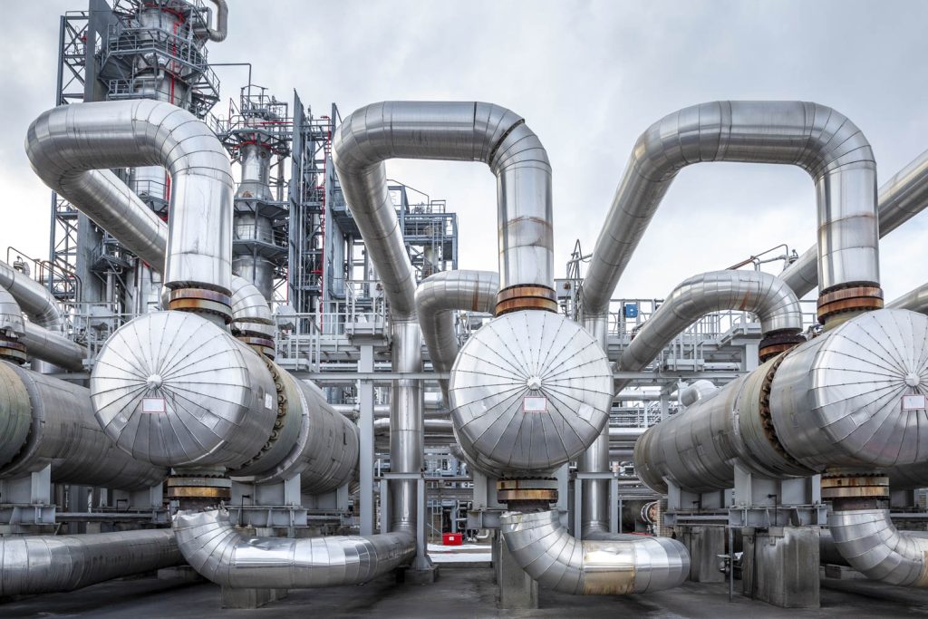 Oil refinery pipes Pipe Sizing - FluidFlow